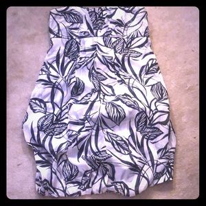 White printed strapless dress